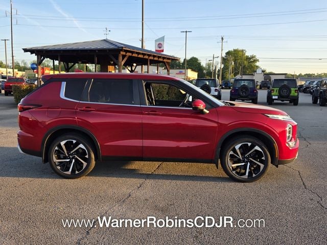 2022 Mitsubishi Outlander SE