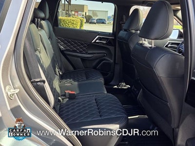 2023 Mitsubishi Outlander SEL Black Edition