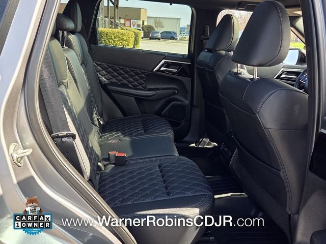 2023 Mitsubishi Outlander SEL Black Edition