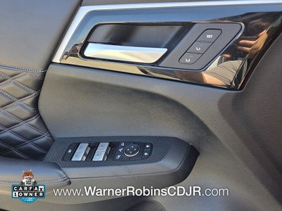 2023 Mitsubishi Outlander SEL Black Edition