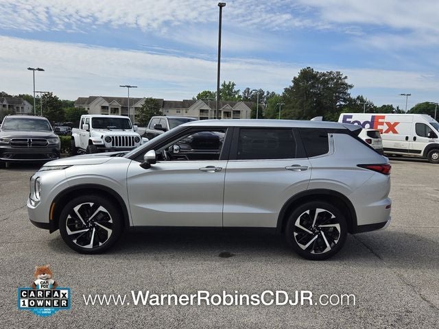 2024 Mitsubishi Outlander SE