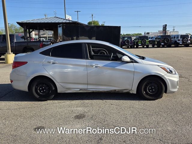 2016 Hyundai Accent SE