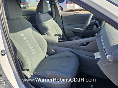 2025 Hyundai Elantra SEL Sport