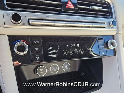 2025 Genesis G70 2.5T