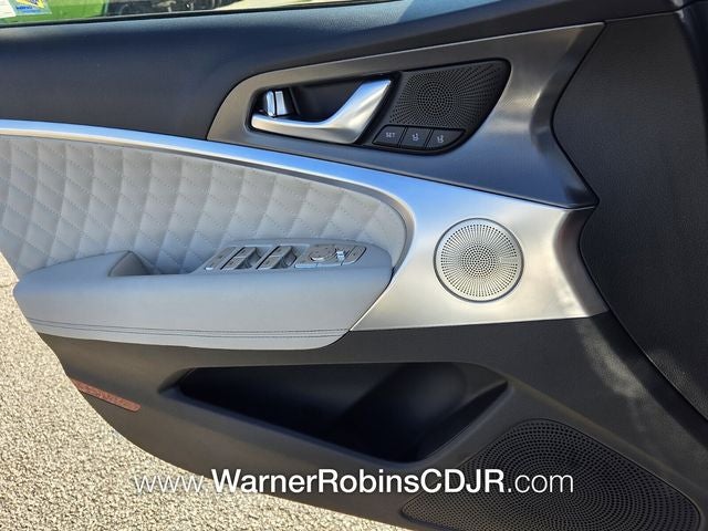 2025 Genesis G70 3.3T Sport Prestige