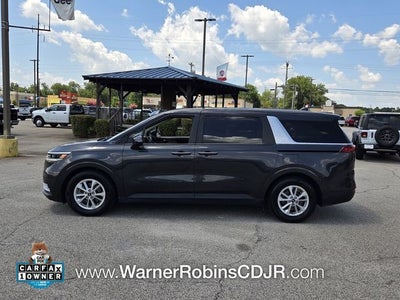 2024 Kia Carnival LX