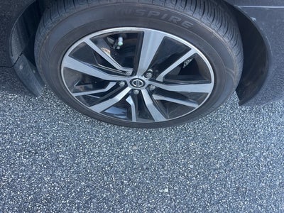 2021 Nissan Maxima SV