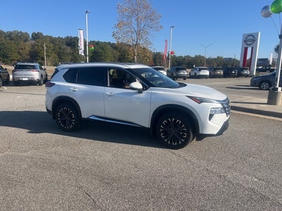 2024 Nissan Rogue Platinum