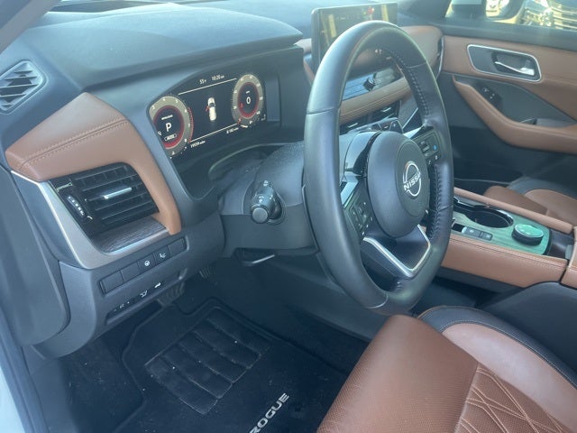2024 Nissan Rogue Platinum
