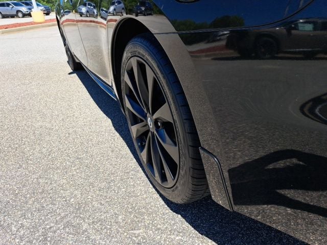2017 Nissan Maxima SR