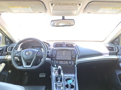 2017 Nissan Maxima SR