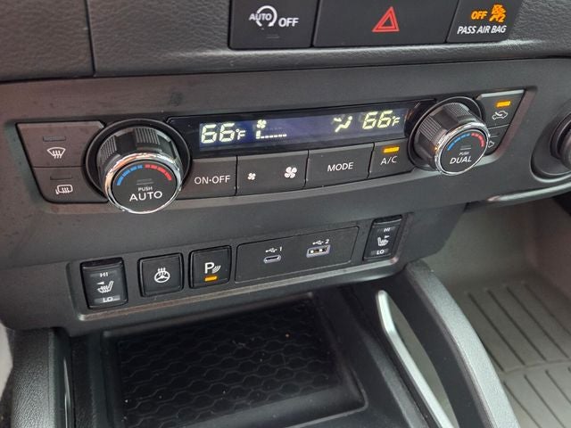 2024 Nissan Frontier SV