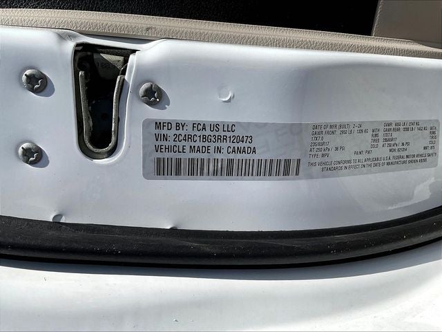 2024 Chrysler Pacifica Touring L