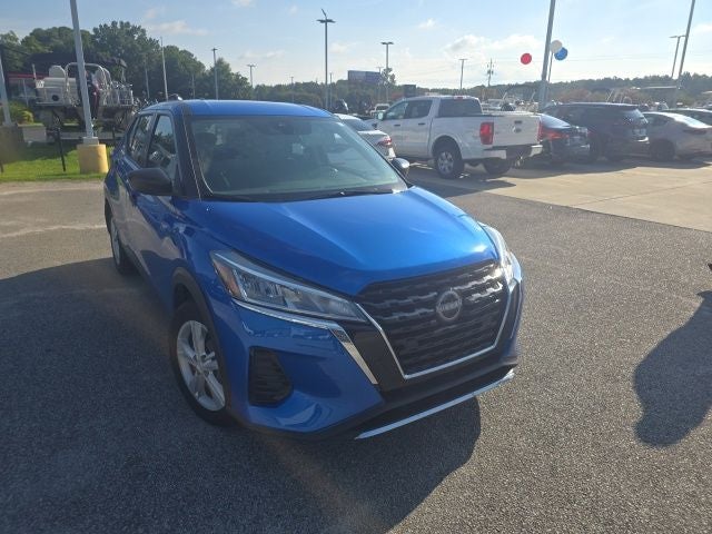 2023 Nissan Kicks S