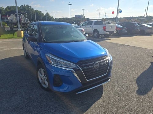 2023 Nissan Kicks S