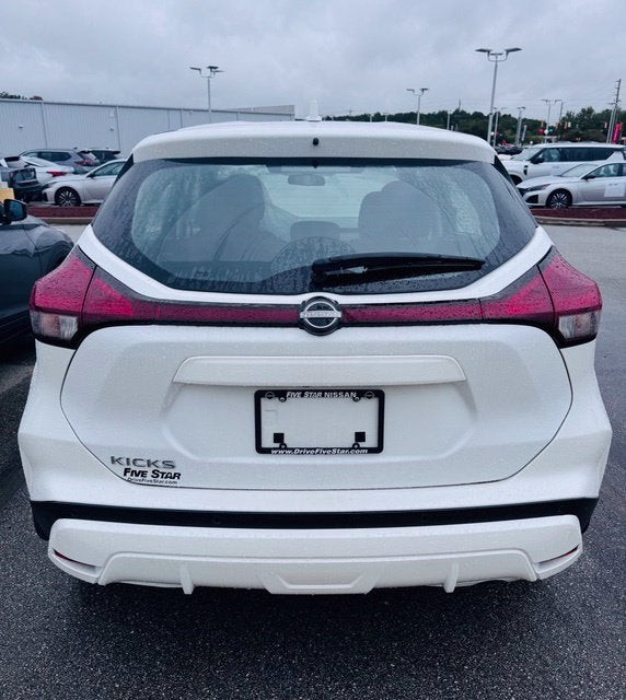 2025 Nissan Kicks Play S