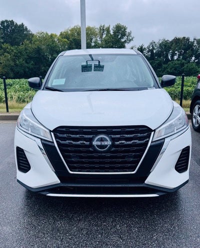 2025 Nissan Kicks Play S