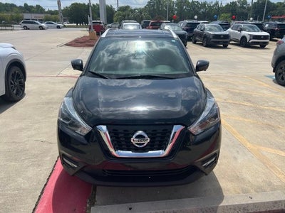2019 Nissan Kicks SR