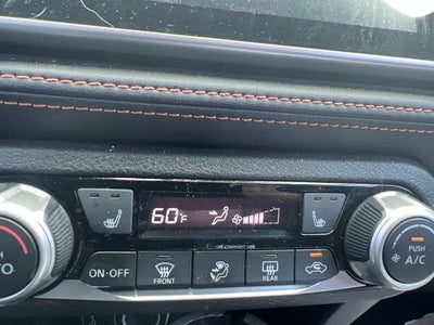 2019 Nissan Kicks SR
