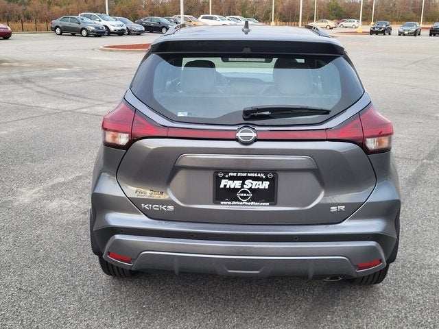 2024 Nissan Kicks SR