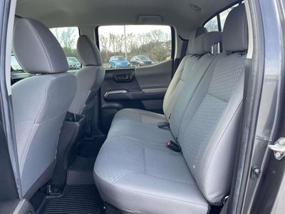 2022 Toyota Tacoma SR5 V6