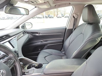 2019 Toyota Camry SE