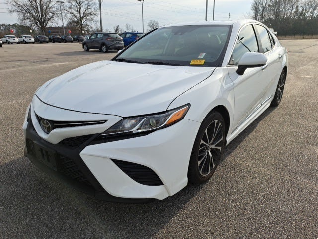 2019 Toyota Camry SE