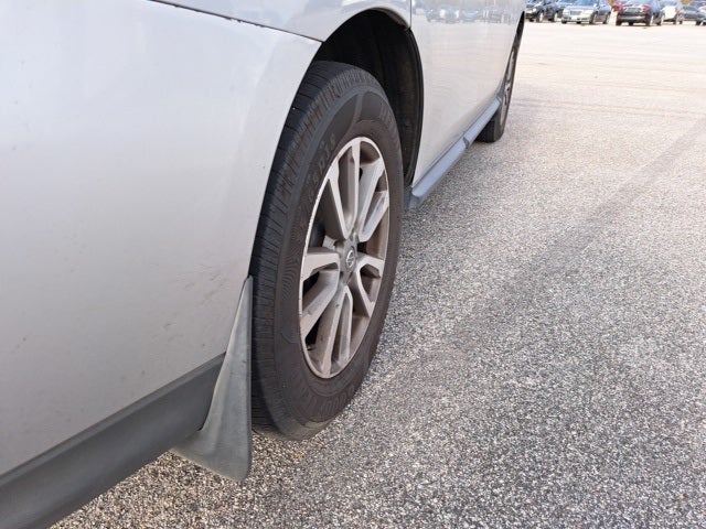 2016 Nissan Pathfinder SV