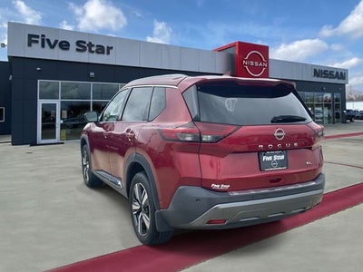 2022 Nissan Rogue SL