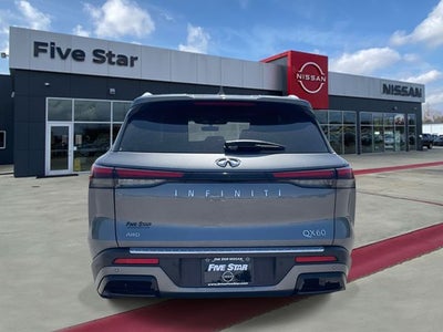 2023 INFINITI QX60 LUXE