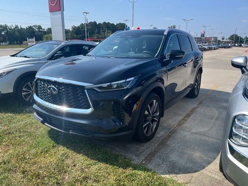2023 INFINITI QX60 LUXE