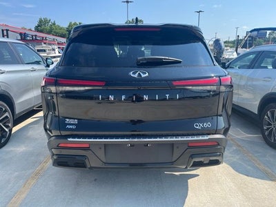 2023 INFINITI QX60 LUXE