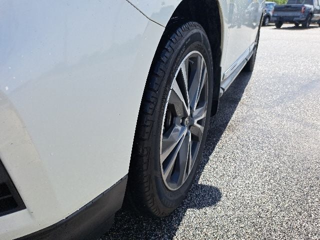 2017 Nissan Pathfinder Platinum