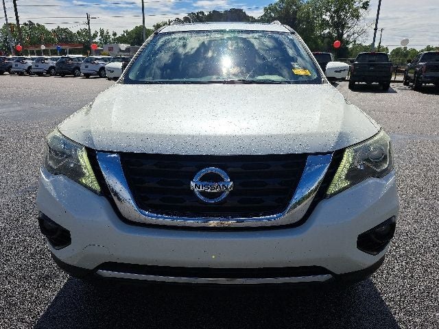 2017 Nissan Pathfinder Platinum