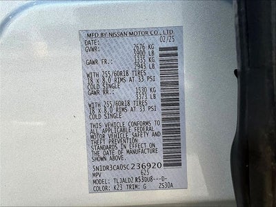 2025 Nissan Pathfinder SL
