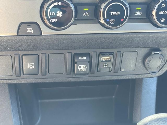 2018 Toyota Tacoma SR5 V6