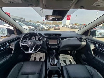 2022 Nissan Rogue Sport SL