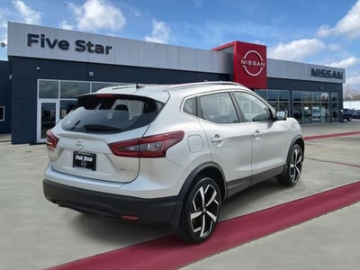 2022 Nissan Rogue Sport SL