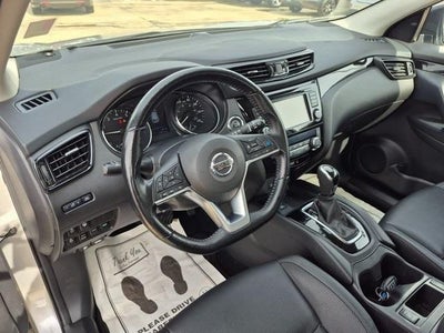 2022 Nissan Rogue Sport SL