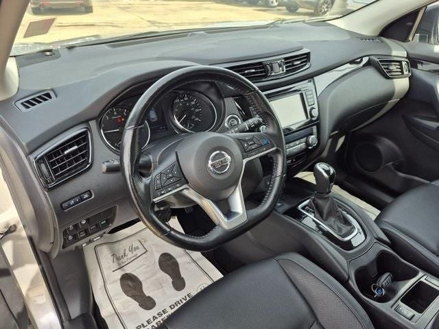 2022 Nissan Rogue Sport SL