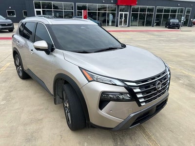 2024 Nissan Rogue SL
