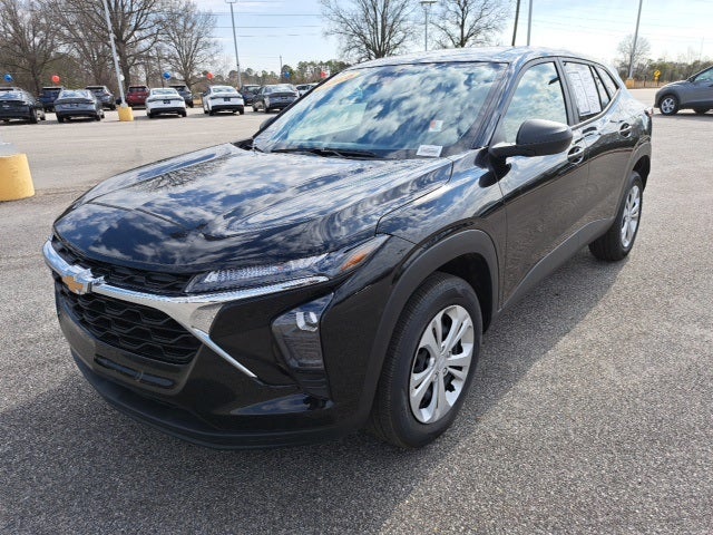 2025 Chevrolet Trax LS