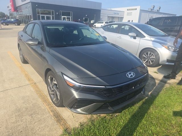 2025 Hyundai Elantra Limited