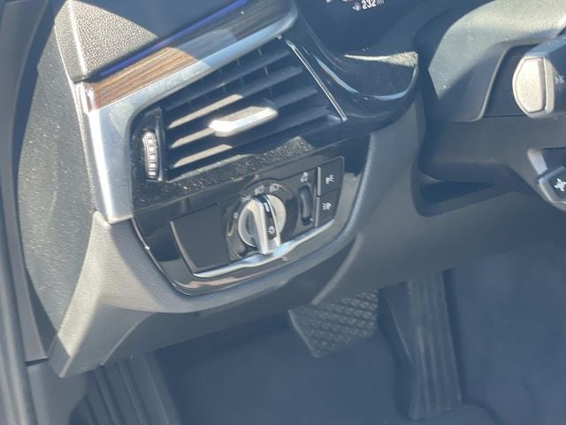 2020 BMW 5 Series 530i