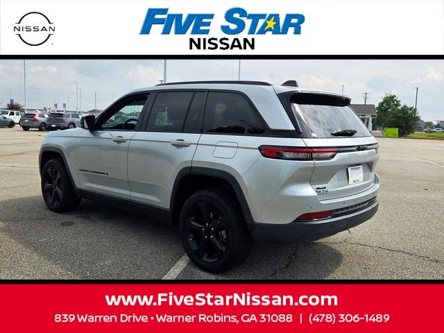 2022 Jeep Grand Cherokee Altitude