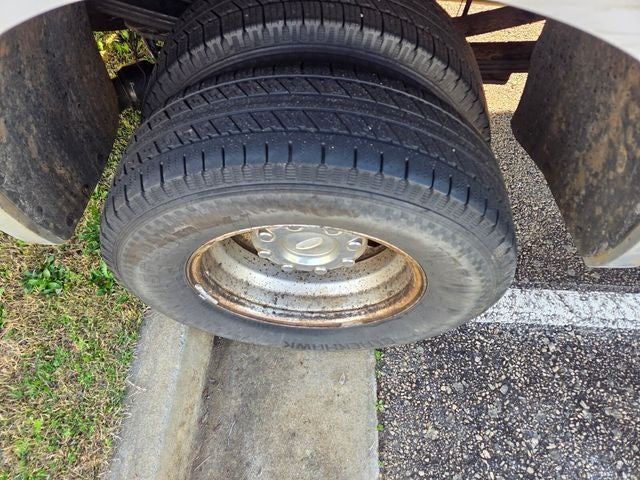 2010 Ford Super Duty F-350 DRW Lariat