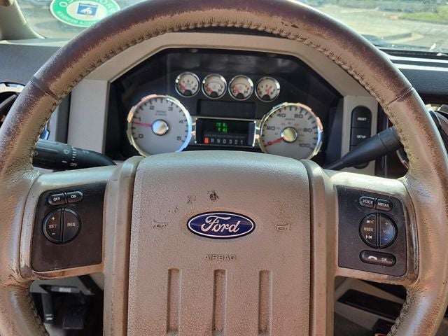 2010 Ford Super Duty F-350 DRW Lariat