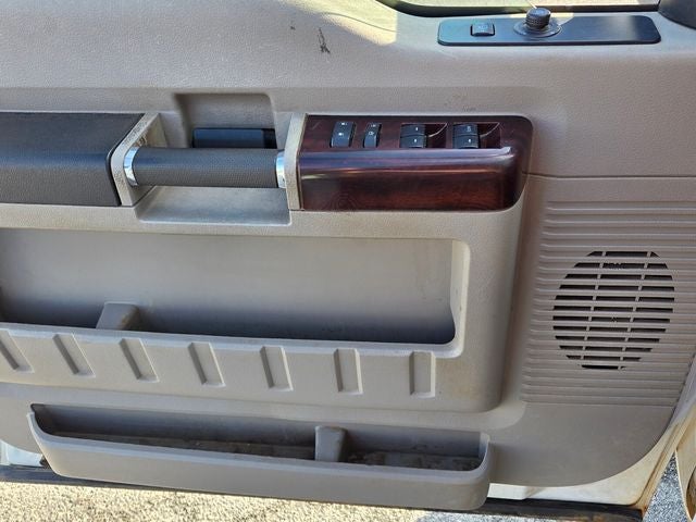 2010 Ford Super Duty F-350 DRW Lariat