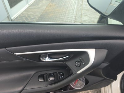 2017 Nissan Altima 2.5 SR