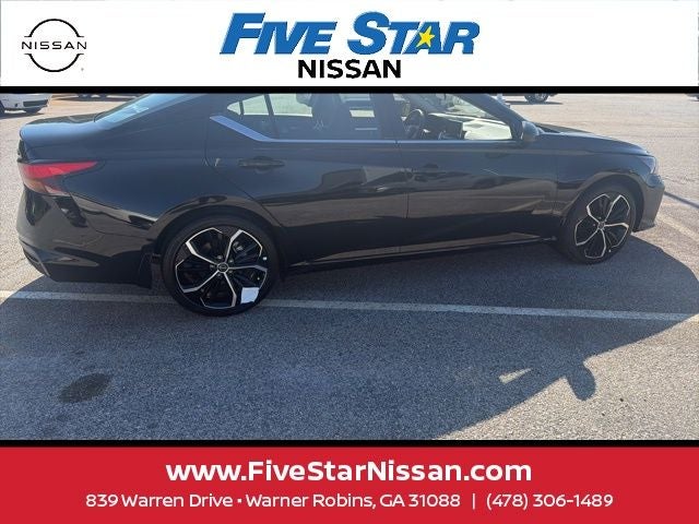 2025 Nissan Altima 2.5 SR